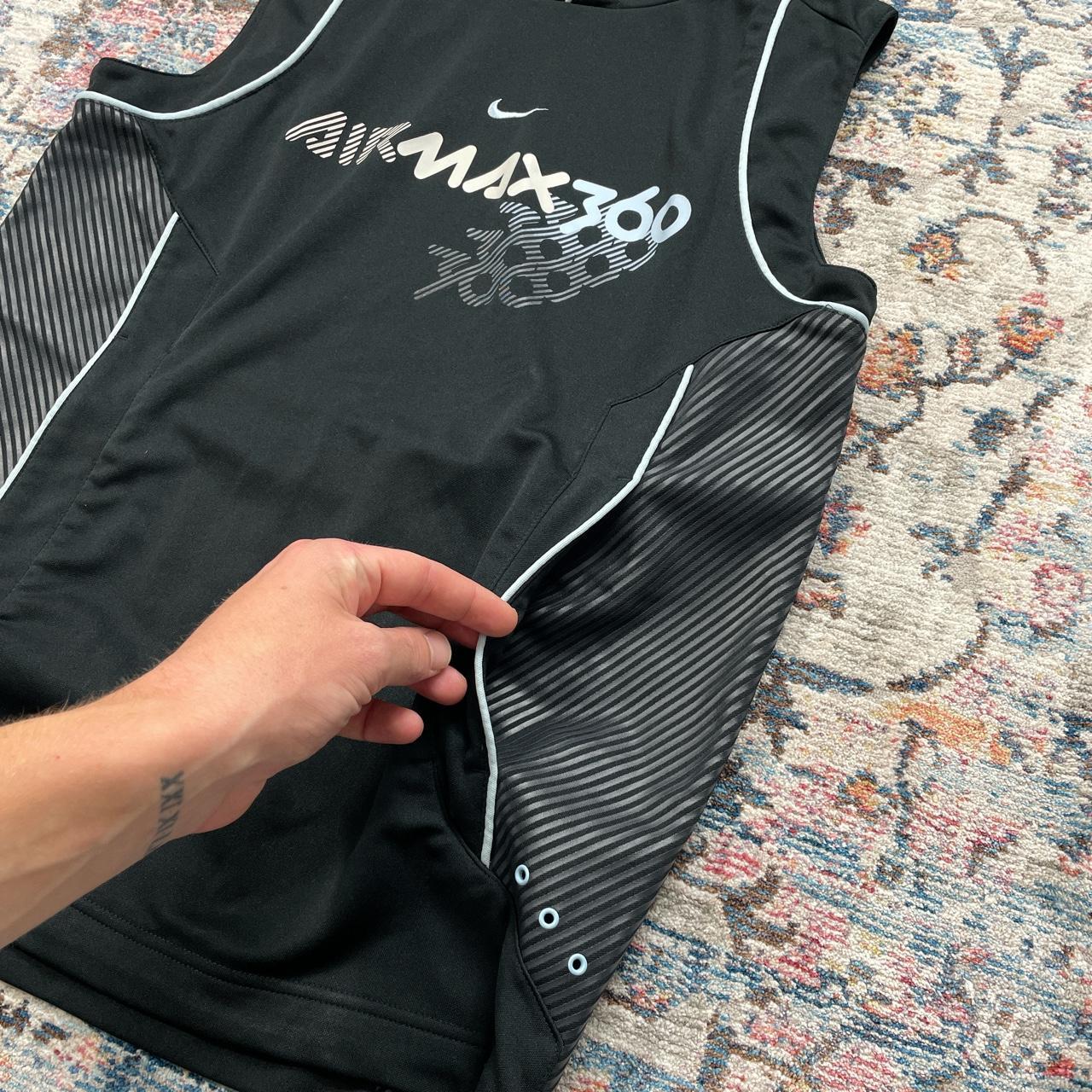 Nike Air Max 360 Black Vest Jacket