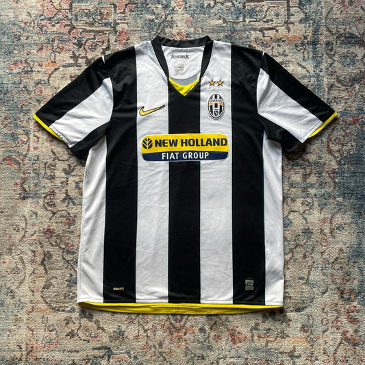 Retro Juventus Nike 2008/09 Home Football Shirt