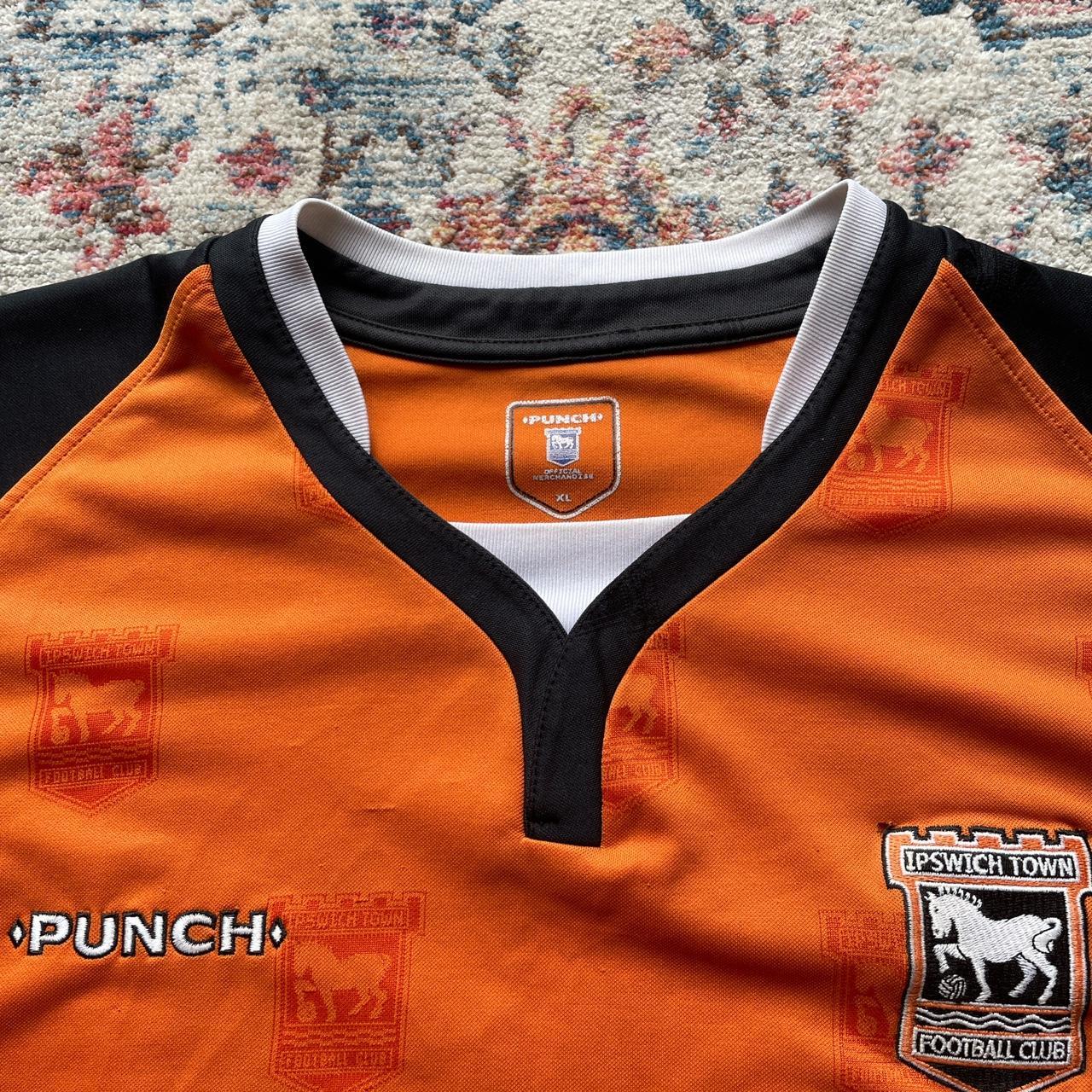 Ipswich Town Punch 2005/06 Away Football Shirt