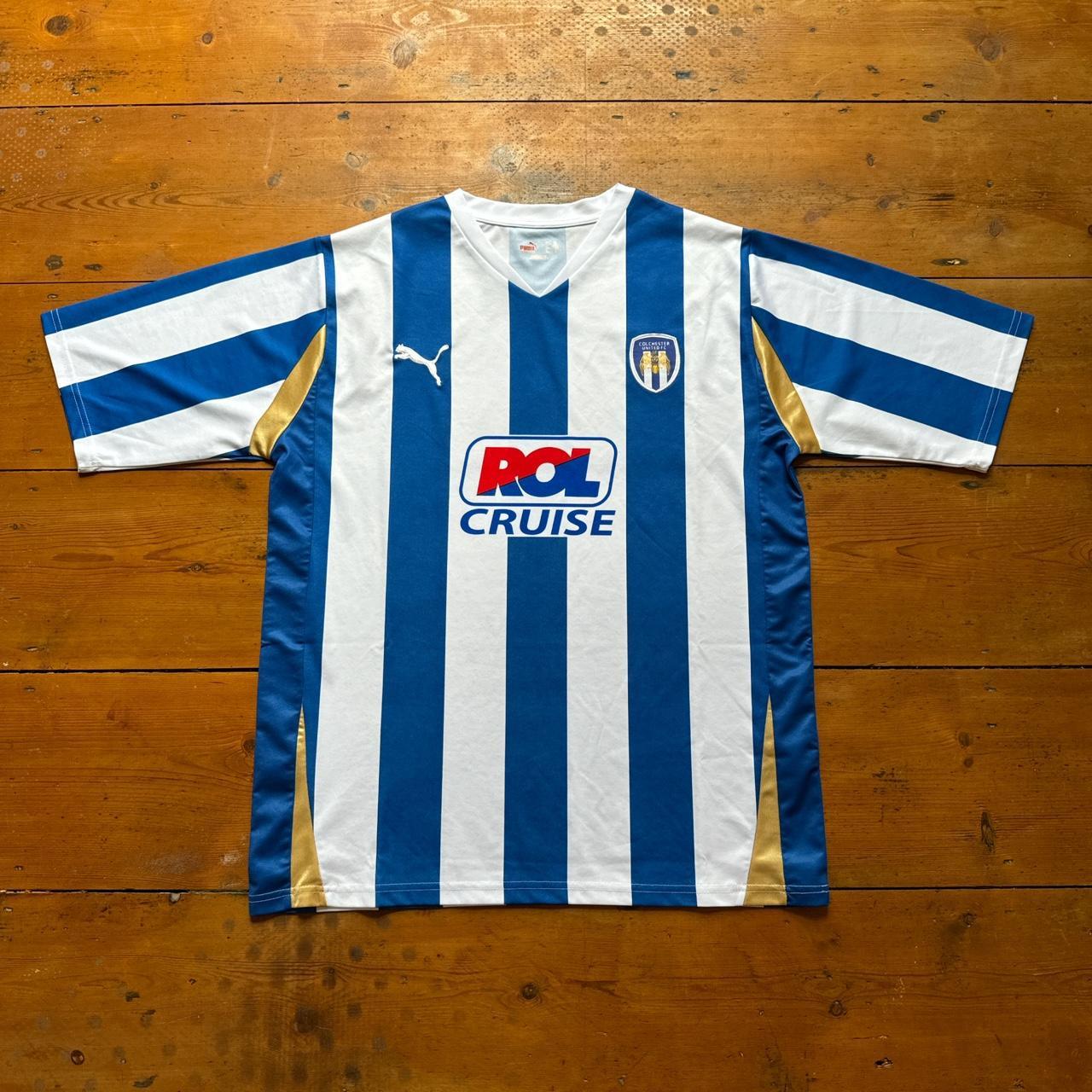 Retro Colchester United 2010/11 Home Football Shirt