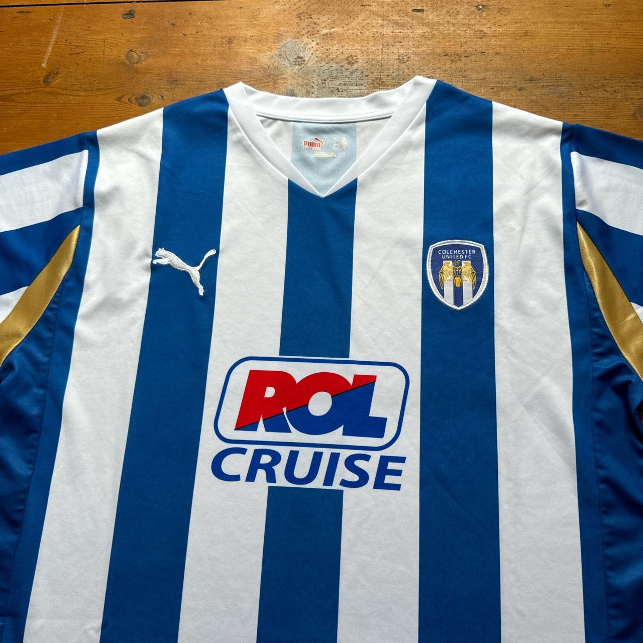 Retro Colchester United 2010/11 Home Football Shirt