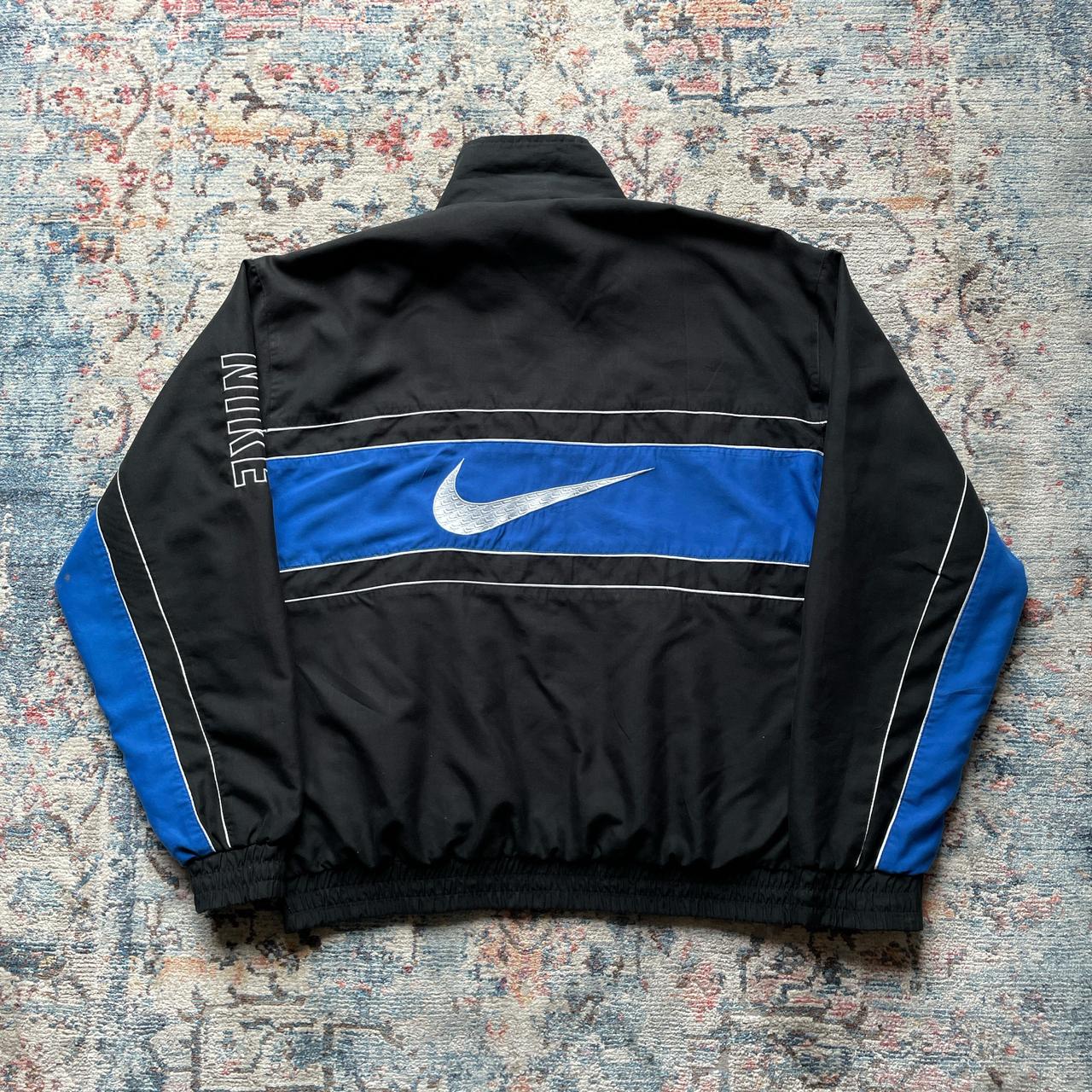 Vintage Nike Black and Blue Jacket