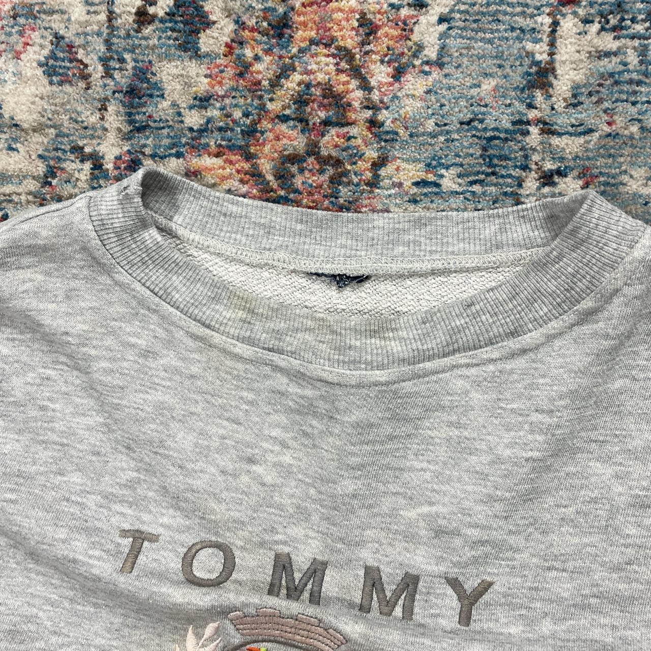 Vintage Tommy Hilfiger Grey Sweatshirt