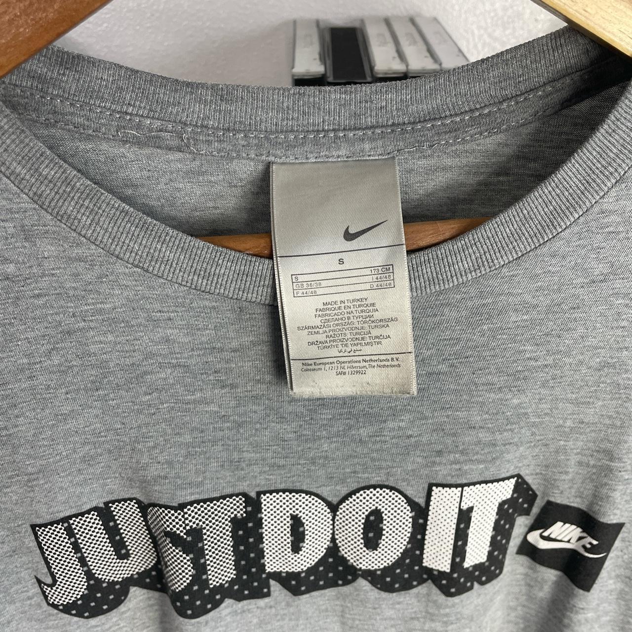 Vintage Nike Grey Just Do It T-Shirt