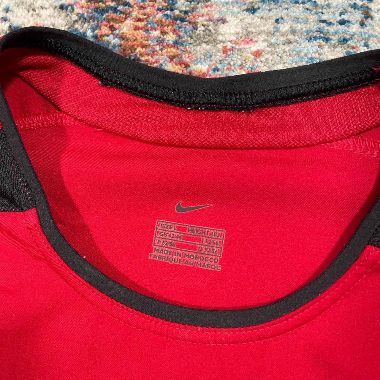 Retro Nike Manchester United 2002/04 Home Football Shirt