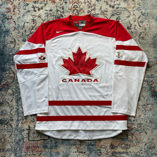 Vintage Canada Hockey Red and White Jersey