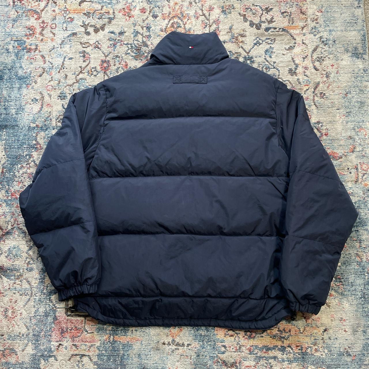 Vintage Tommy Hilfiger Navy and Cream Puffer Jacket