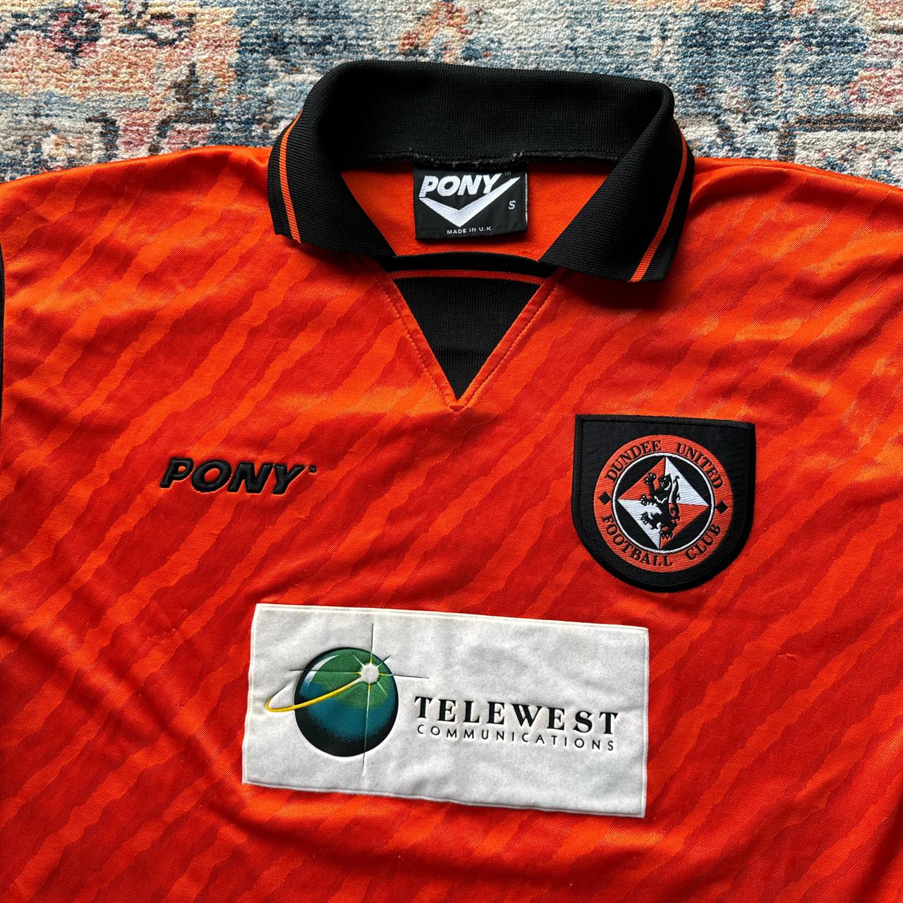 Retro Dundee United 1996/97 Home Football Shirt