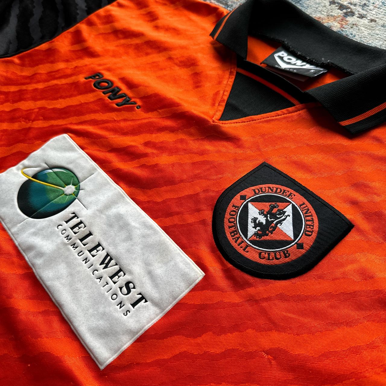 Retro Dundee United 1996/97 Home Football Shirt